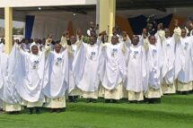 Diocese do Sumbe: Jubileu e ordenação de  28 sacerdotes