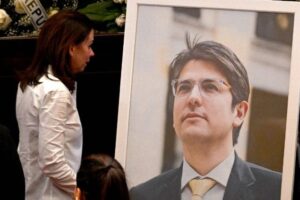 Igreja na Colômbia se faz próxima à família do senador Uribe e pede união do país