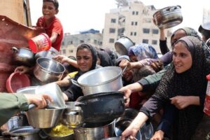 Situação em Gaza é crítica, alerta MSF. Israel aprova plano para controlar Cidade de Gaza