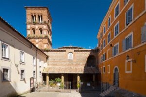 Reitor do Santuário de Albano: a Igreja, como mãe, acolhe e invoca a paz