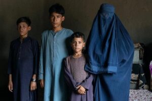 Afeganistão, quatro anos após o retorno dos talibãs
