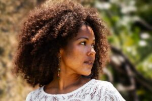 Jerusa Barros – música a partir de Cabo Verde e da Sicilia