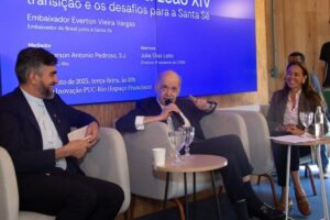 PUC-Rio e embaixador do Brasil junto à Santa Sé refletem sobre continuidade entre Francisco e Leão XIV