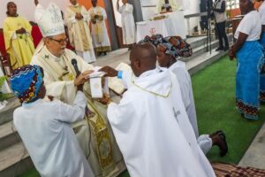 Beira acolhe com alegria a ordenação do 2° sacerdote verbita moçambicano