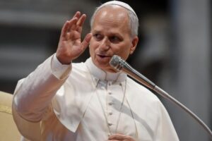 Papa às religiosas: sigam a doce pedagogia da Sagrada Família