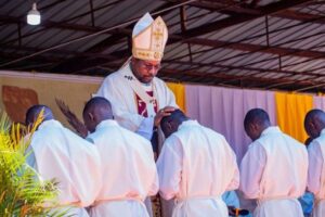 Arquidiocese do Huambo tem mais dez diáconos e um sacerdote