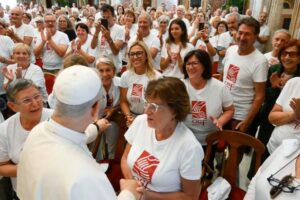 Papa à Obra São Francisco para os Pobres de Milão: obrigado por viver a caridade há quase 70 anos