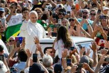 O Papa: a sede de Jesus na cruz é a nossa também. Clamor de uma humanidade ferida