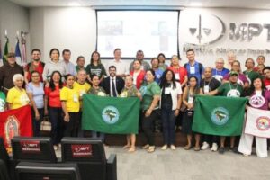 Manaus: Seminário dos Catadores e Catadoras de Materiais Recicláveis