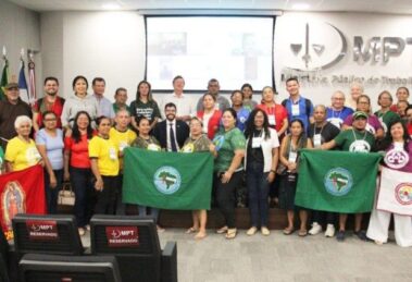 Manaus: Seminário dos Catadores e Catadoras de Materiais Recicláveis