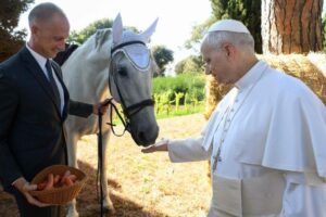 Papa inaugura o Borgo Laudato si': cuidar da criação é vocação de cada pessoa