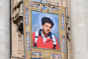 A biografia de Carlo Acutis