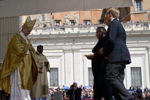 Mãe de Acutis: Carlo é uma ponte que leva a Jesus