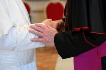Com o Papa, 192 bispos de recente nomeação que participam de cursos de formação