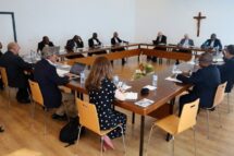 Bispos lusófonos reúnem-se em Lisboa para “viver a paz na hospitalidade”