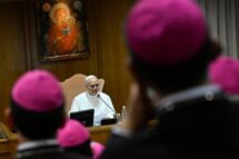 Papa Leão: ser bispo é ser humilde na teoria e na prática
