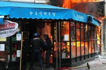 Em dia de protestos na França, restaurante é incendiado em Paris