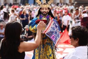 “Jesús Nazareno Cautivo”: do Peru ao Vaticano para o aniversário do Papa
