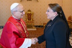 Leão XIV recebeu em audiência a presidente de Honduras, Castro Sarmiento