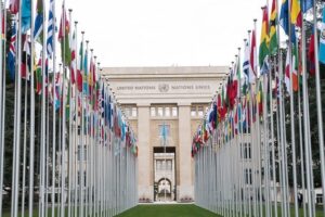 Santa Sé: corrida armamentista inaceitável, risco de catástrofe nuclear