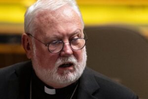 Gallagher: Santa Sé está preocupada com o elevado número de suicídios entre jovens