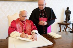 Papa Leão XIV assina a sua primeira Exortação Apostólica: “Dilexi te”