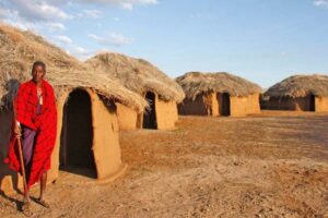 Tanzânia: canossianas ajudam jovens da tribo Maasai diante da tradição prejudicial