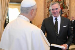 Cavaleiros de Colombo: fortalecer a fé e a fraternidade sob Leão