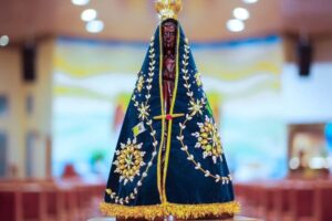 Maria portadora de esperança para uma Nova Criação!