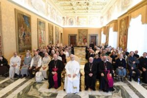 O Papa aos eremitas: em um mundo alienado, é necessário “o respiro espiritual”