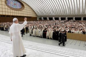 Papa: ser custódios da esperança em meio aos dias trágicos da guerra