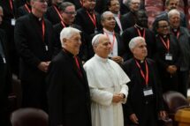 Papa aos jesuítas: ‘Ide às fronteiras com coragem e discernimento’