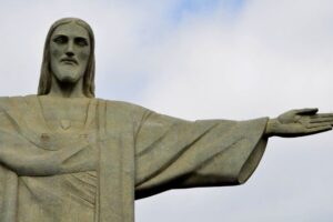 O Cristo Redentor: espelho da fidelidade inquieta entre tradição (1931-2025)
