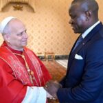 Leão XIV recebe o Presidente do Gabão