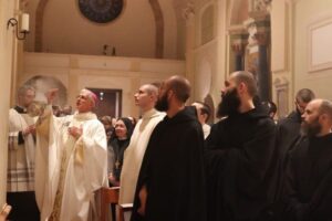 Papa: reabertura de basílica na Itália, após terremoto, é “sinal de renascimento religioso”