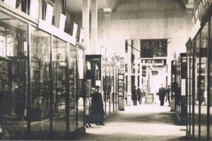 Exposição Missionária Vaticana de 1925, divisória de um mundo glocal