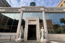 Leão XIV inaugura o ano acadêmico na Universidade Lateranense