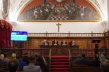 Na era dos algoritmos, universidades católicas em rede por um novo humanismo