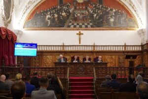 Na era dos algoritmos, universidades católicas em rede por um novo humanismo