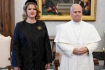 Papa recebe primeira-ministra da Letônia