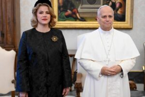 Papa recebe primeira-ministra da Letônia