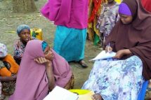 Somália: sensibilização e diálogo contra o flagelo das mutilações genitais femininas