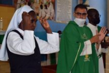 A missão de Ir. Juliana com os surdos no Quênia: “minhas mãos são a voz de Deus”