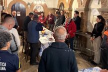 Cardeal Krajewski e Athletica Vaticana juntos para acolher pessoas carentes em Roma