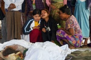 Bombas em hospital em Mianmar: 33 mortos e mais de 50 feridos