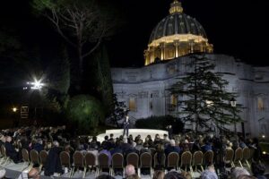 Benigni e São Pedro: quando o Evangelho se difunde com a linguagem dos artistas