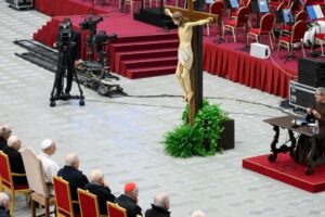 Pe. Pasolini: que a Igreja seja casa de todos, comunhão não é uniformidade