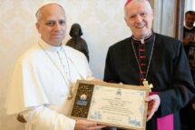 Papa recebe convite oficial para visitar o Santuário Nacional de Aparecida