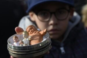 No Angelus de domingo, 1500 crianças de Roma com o Papa para “Bênção dos Bambinelli”