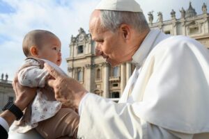 Papa: acomular riquezas não dá sentido à vida, nosso tesouro está no coração